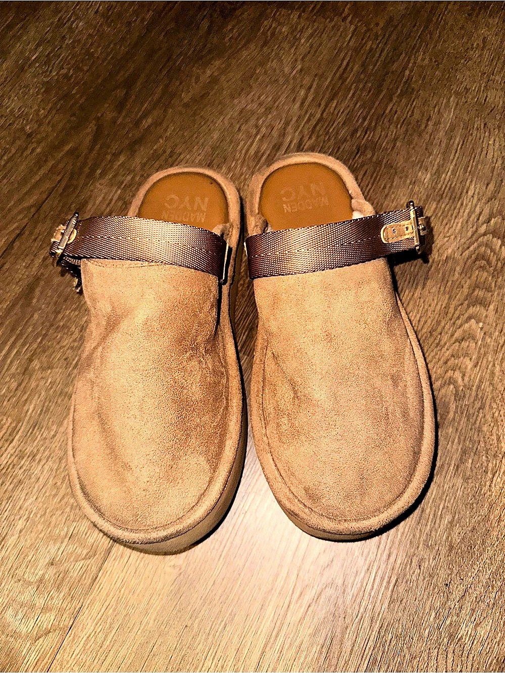 Madden NYC Women's Buckle Platform Clogs Sandals Brown Gold-Tone Buckle